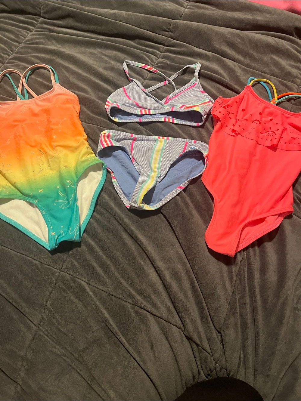 Girls size 4/5 swim bundle!!